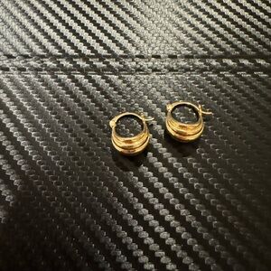 Elegant hoops from oak fort